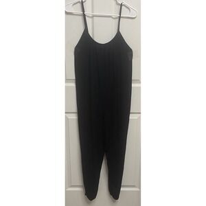 Jolie Los Angeles Women's Black Jumpsuit Spaghetti Strap Pants Romper Pull-on-S